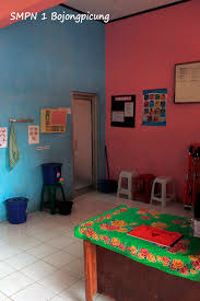 United kingdom of great britain and northern ireland atau united kingdom uk atau secara umum dikenal sebagai britania raya atau britania adalah sebuah negara. Ruang Uks Smpn 1 Bojongpicung