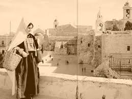Beekeeper S Apprentice And O Jerusalem Images Of Palestine Mostly Jaffa And Jerusalem Palestine Palestine History Old Images