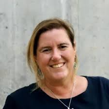 Angela Sheedy's Instagram, Twitter & Facebook