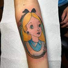 Nearing college graduation with a fine arts degree, she dropped out to pursue tattooing instead. Daddyo S Tattoo Home Facebook