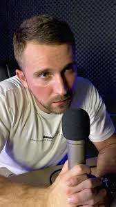 Ajde il’ ulazi il’ izlazi 🚪 , #ulaz #izlaz #ulaznavrata #vrlo  #zabrinjavajuce #vrlozabrinjavajuće #milankrstic