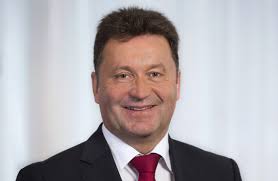 Dann fügen sie diese doch direkt ihrer mail bei. Bankgeschafte In Einem Prozess Die Sparda Bank Im Jahr 2035