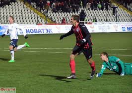 «дина́мо» — российский футбольный клуб из москвы. 02 03 2016g Perm Stadion Zvezda Amkar Dinamo Aleksandr Prudnikov Obygral Antona Shunina No Probil Mimo Pustyh Vorot Soccer Soccer Field Sports