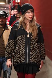 Taylor Swift Went Full Blair Waldorf at the Chiefs Game in Red Tights and a  Prep School Miniskirt