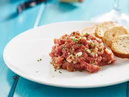 Raw meat is an ingredient used primarily in the crafting of food at a cooking stove. Can You Eat Raw Beef