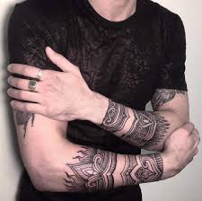 13 Stylish Armband Tattoos For Men Amp Women For More Read 13 S Tatuagens Tatuagem Masculina Tatuagens Bonitas
