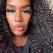 King Von's mom is the talk of the timeline after new photos surfaced  showing her natural body and ageless beauty at 50. She says no surgery, no  filters—just raw pressure! 👑💯 👇🏾📺