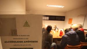Alcohólicos Anónimos: en La Plata hay cada vez más grupos y bajan ...
