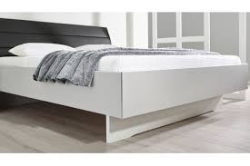 948 angebote zu holzbett 200x220 im betten preisvergleich. Rauch Orange Lito Bett Weiss Mit Sockelfuss Mobel Letz Ihr Online Shop