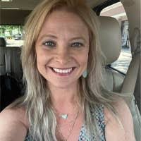 Ann Botros's Instagram, Twitter & Facebook