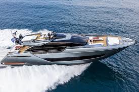 Used boats can be a great option to save money while still enjoying the open water. From Giga Yachts To Custom Projects And Green Concepts Explore The Top Superyacht Shipyards And Best Yacht Brands American Italian French Dutch And