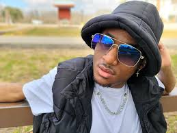 FEISEDY Retro Square Aviator Sunglasses for Men Women Vintage 70s Pilot  Shades Classic Metal Frame B2845 at Amazon Men’s Clothing store