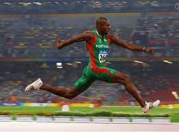 Nelson évora conquistou o ouro nas universíadas, em shenzhen, china. Europeu De Berlim A Medalha De Ouro Que Faltava A Nelson Evora Revista Atletismo