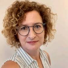 Hallie Ebert's Instagram, Twitter & Facebook