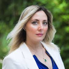 Lindsey Pieper's Instagram, Twitter & Facebook