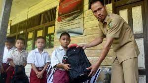 Pin Di Program Seragam
