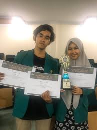 Lomba debat bahasa indonesia 2021. Cut Tania Safira Tarmizi Age Juara 1 Lomba Debat Bahasa Inggris Baranews Aceh