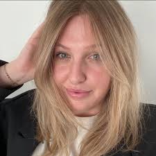 Recommendations for a blonde hair specialist