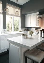 Pin By Cozy Stylish Chic On Kitchens Kitchen Design Modern White Gray And White Kitchen Grey Kitchen Walls