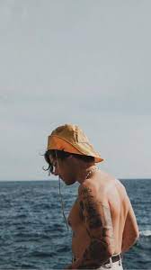 Golden Hd Harry Styles Photos Harry Styles Pictures Harry Styles Baby