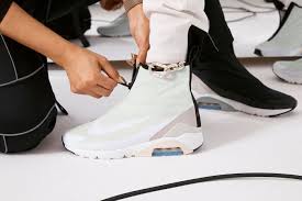 An Official Look At Ambush S Nike Collaboration Nike Air Max Air Max 180 Nike Air