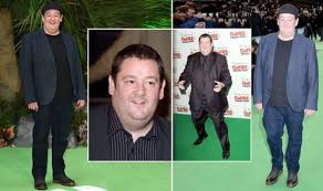 He is known for television roles such as ideal, benidrom and still open all hours as well as adverts for pg tips. Johnny Vegas Shows Off 5st Weight Loss On Who Wants To Be A Millionaire How Did He Do It Express Co Uk