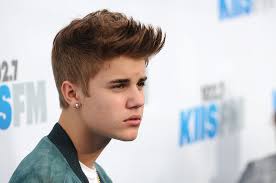 Justin bieber's haircut has made the news countless times these past few years. Justin Bieber S Best Hairstyles Popsugar Beauty
