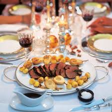 Rehkeule Mit Knodeln Und Lebkuchensauce Rezept Living At Home
