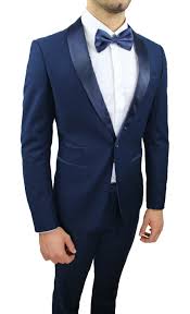 Urbano della scala realizza abiti da cerimonia uomo e donna, abiti da sposa e abiti da sposo, realizzati esclusivamente su misura per te, unici ed inconfondibili, nel cuore di roma. Abito Uomo Diamond Raso Blu Sartoriale Completo Vestito Nuovo Elegante Cerimonia