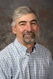 Wyoming Game and Fish Wildlife Health Laboratory supervisor Hank Edwards  retires after 35 years