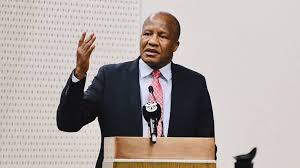 Cyril ramaphosa sondagoggend vir mthembu beskryf toe hy die lofrede by die amptelike staatsbegrafnis van mthembu in die sacred. Phelo Williams S Tweet Jackson Mthembu S Wife Is Still A Nurse At A Clinic This Is Unusual In The Anc A Wife Of A Minister In The Presidency Still Working At A