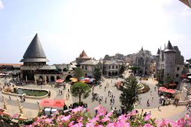 Không ít lần bạn đã từng lướt trên mạng thấy một số địa điểm du lịch có view chụp thần thánh nhưng khi đến nơi thì chỉ là một góc nhỏ không hơn không kém. Tour Du Lá»‹ch Ä'a Náºµng Ba Na 2 Ngay 1 Ä'em Trá»n Goi Tour Ghep