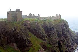 Flera av banorna är rankade som de bästa i världen. Dunnottar Castle Skottland Roald Mork Flickr