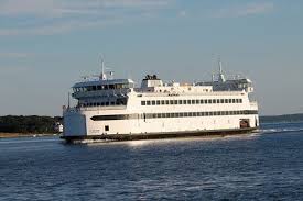 Woods Hole Ma Car Ferry To Martha S Vineyard Marthas Vineyard Nantucket Cape Cod