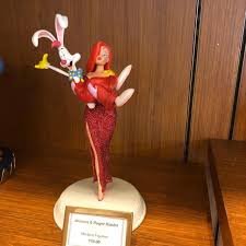 Mouseplanet Photobytap Rogerrabbit Easter Bunny Disneyland Toontown Jessica And Roger Rabbit Jessica Rabbit Roger Rabbit