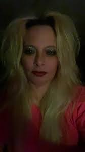 Jamie Metzger's Instagram, Twitter & Facebook