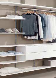 Begehbarer Kleiderschrank Online Planen Kaufen Regalraum Begehbarer Kleiderschrank Bauen Kleiderschrank Fur Dachschrage Begehbarer Kleiderschrank