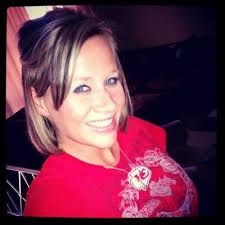 Kellie Hunt's Instagram, Twitter & Facebook