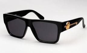 Black And Gold Versace Sunglasses Miguel Wears Versace Vintage 372 Gold Medusa Head Sunglasses At Made In America Festival Upscalehype Sunglasses Vintage Mens Sunglasses Glasses Fashion