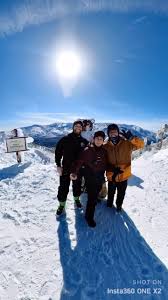 Definitely feel the 33 year old body hurting from 3 days of shredding 🏂 I  went in with the intention of learning and getting better 🤣 I even got  padded shorts! Thanks for those who came out to ...