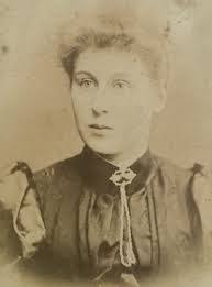 Dorothy Yip's Instagram, Twitter & Facebook