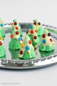 See more ideas about christmas sugar cookies, cookie decorating, christmas cookies. 19 Creative Christmas Cookie Ideas That Are Actually Easy