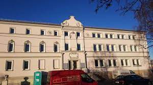 Hier finden sie mietwohnungen in stotternheim von lokalen anbietern sortiert nach preis und aktualität. 3 Zimmer Wohnung Zu Vermieten Karlsplatz 5 99195 Stotternheim Erfurt Mapio Net