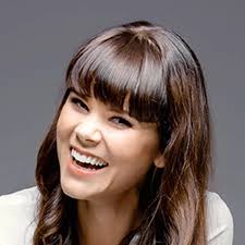 Amber Peebles's Instagram, Twitter & Facebook