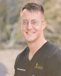 Phoenix's Premier Physiatry Clinic: Non-Surgical Pain Management