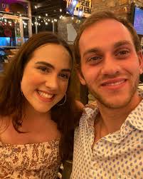 tbh have no idea what to caption this. Just wanted to post. Also,  apparently you can do polls now? #finallysummer #imissmygirlfriend  #ineedabeer #ilovemyjob