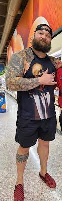 Bray wyatt hasn't wrestled since wrestlemania 37. Iiwdm6t4cr 30m
