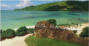 Ada satu hal yang menarik perhatian yakni rentetan pantai yang ada di lombok terkenal dengan keindahan bawah lautnya. Solo Traveling Ke Lombok 5 Tempat Wisata Ini Bisa Jadi Tujuan