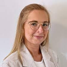 Jennifer Kallenbach's Instagram, Twitter & Facebook