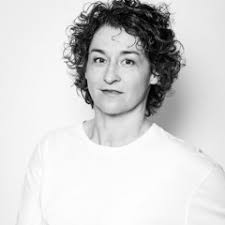 Stream Michelle doit-on t'en vouloir d'avoir fait un selfie à Auschwitz ?